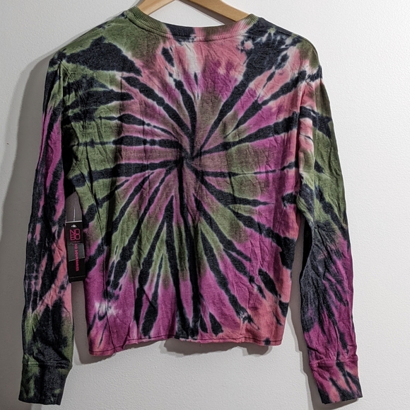 NWT Good Vibes Follow Your Heart Graphic Tie Dye Long Sleeve Tee, Size XS - Picture 2 of 5